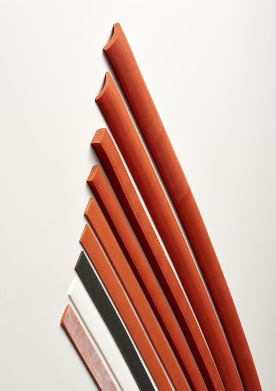 シリコーンスポンジ角紐　SH5-60-10